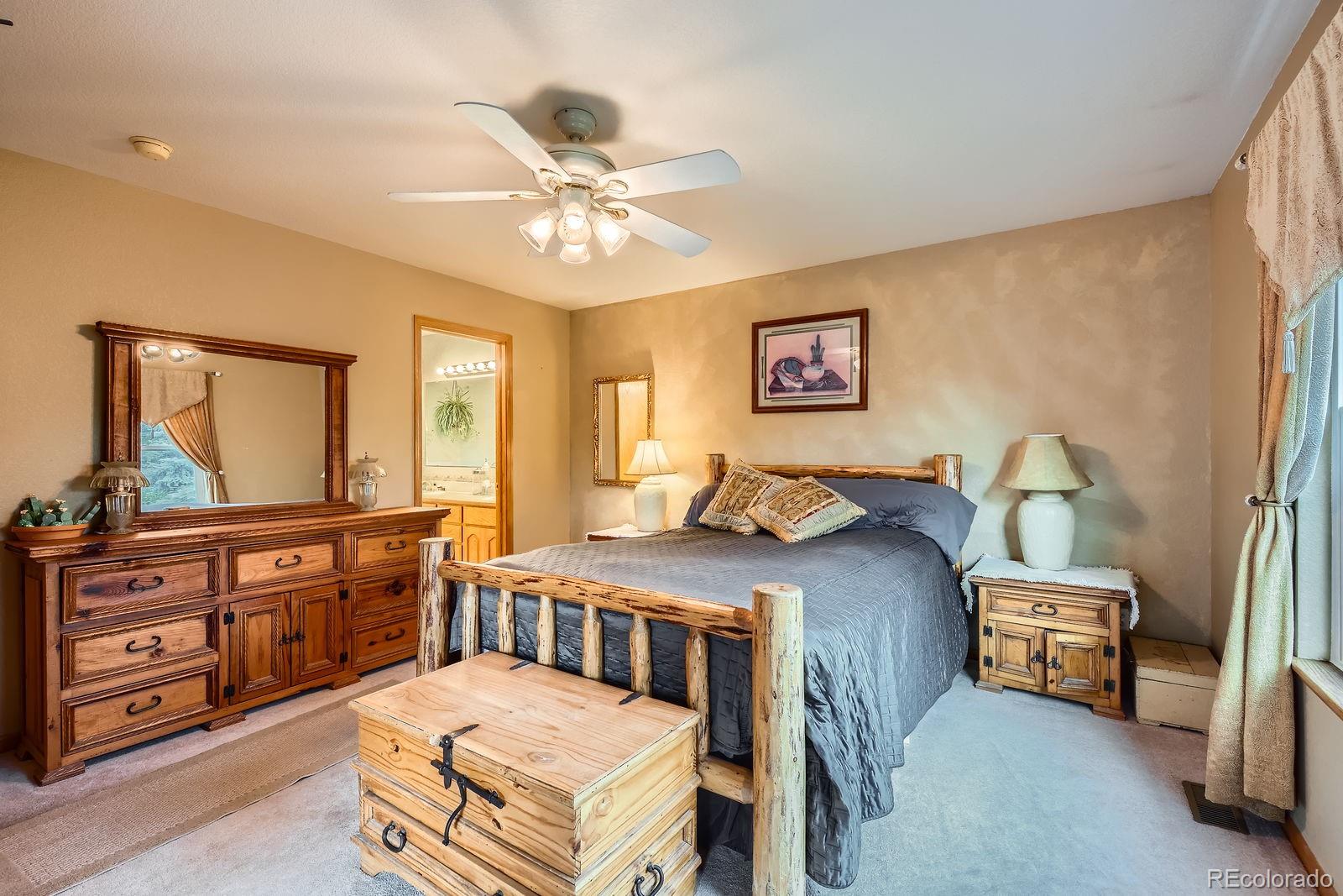 MLS Image #13 for 1121  country acres court,johnstown, Colorado