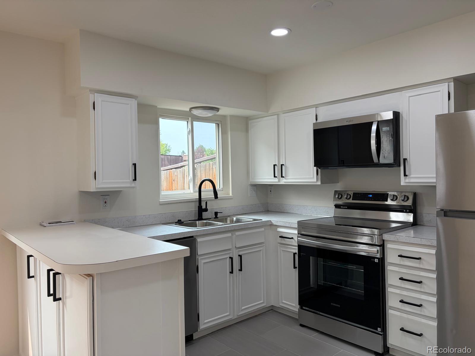 MLS Image #10 for 3604 w radcliff avenue ,denver, Colorado