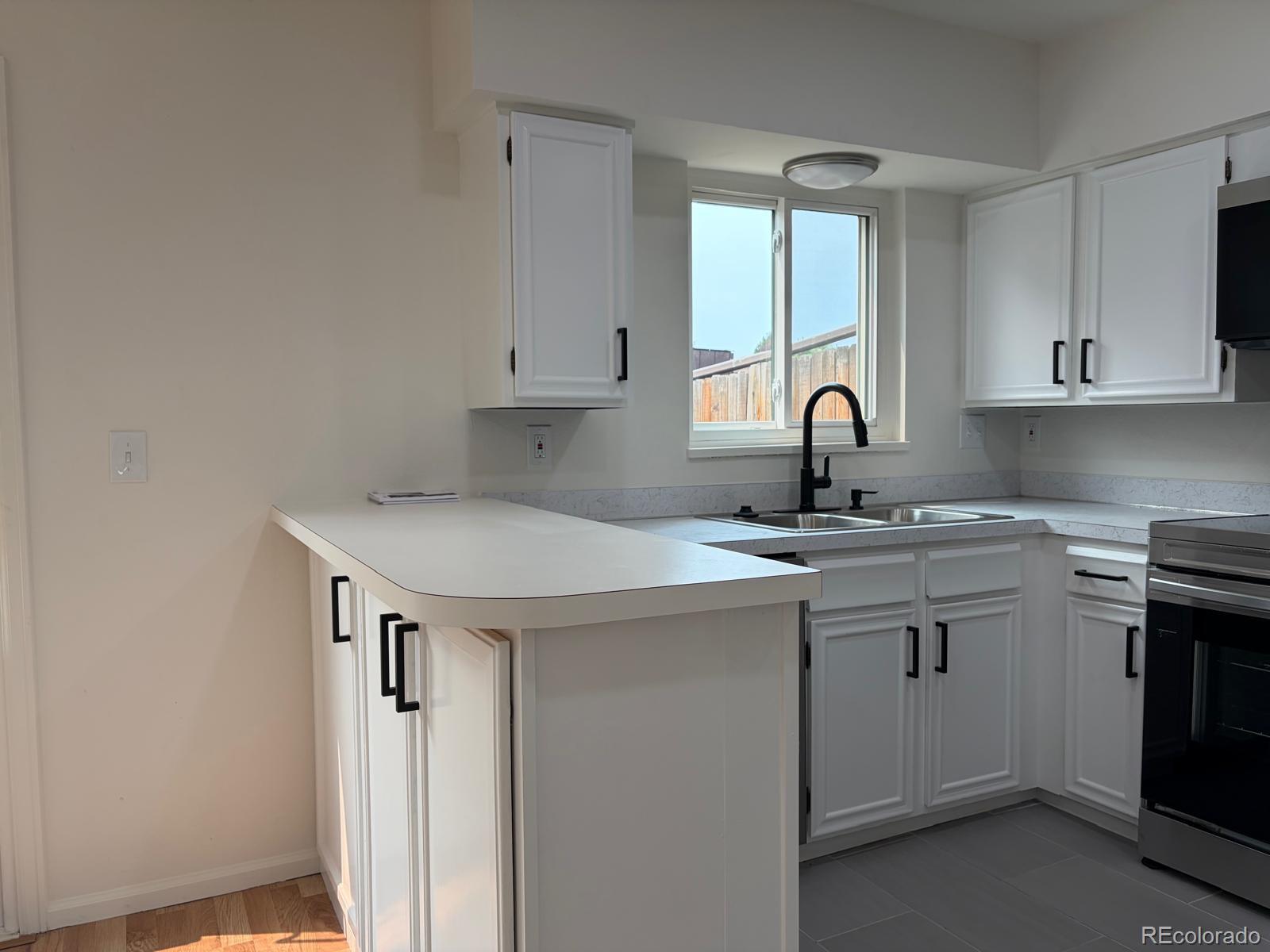 MLS Image #5 for 3604 w radcliff avenue ,denver, Colorado