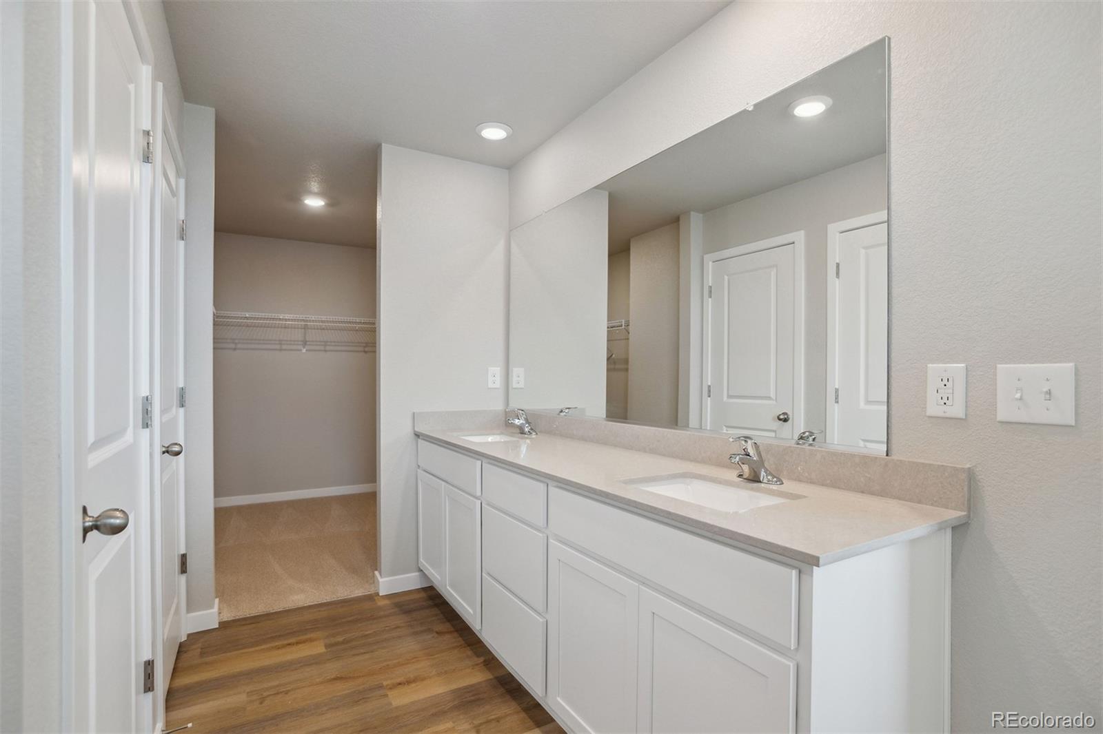 MLS Image #12 for 48120  shetland drive,bennett, Colorado