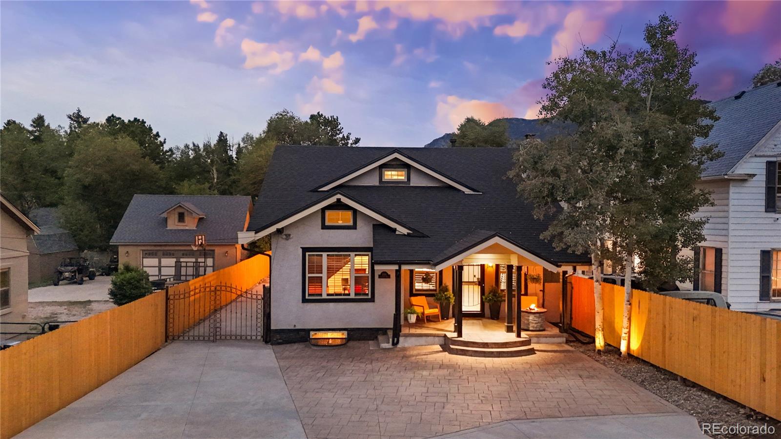 MLS Image #1 for 1011  cheyenne boulevard,colorado springs, Colorado