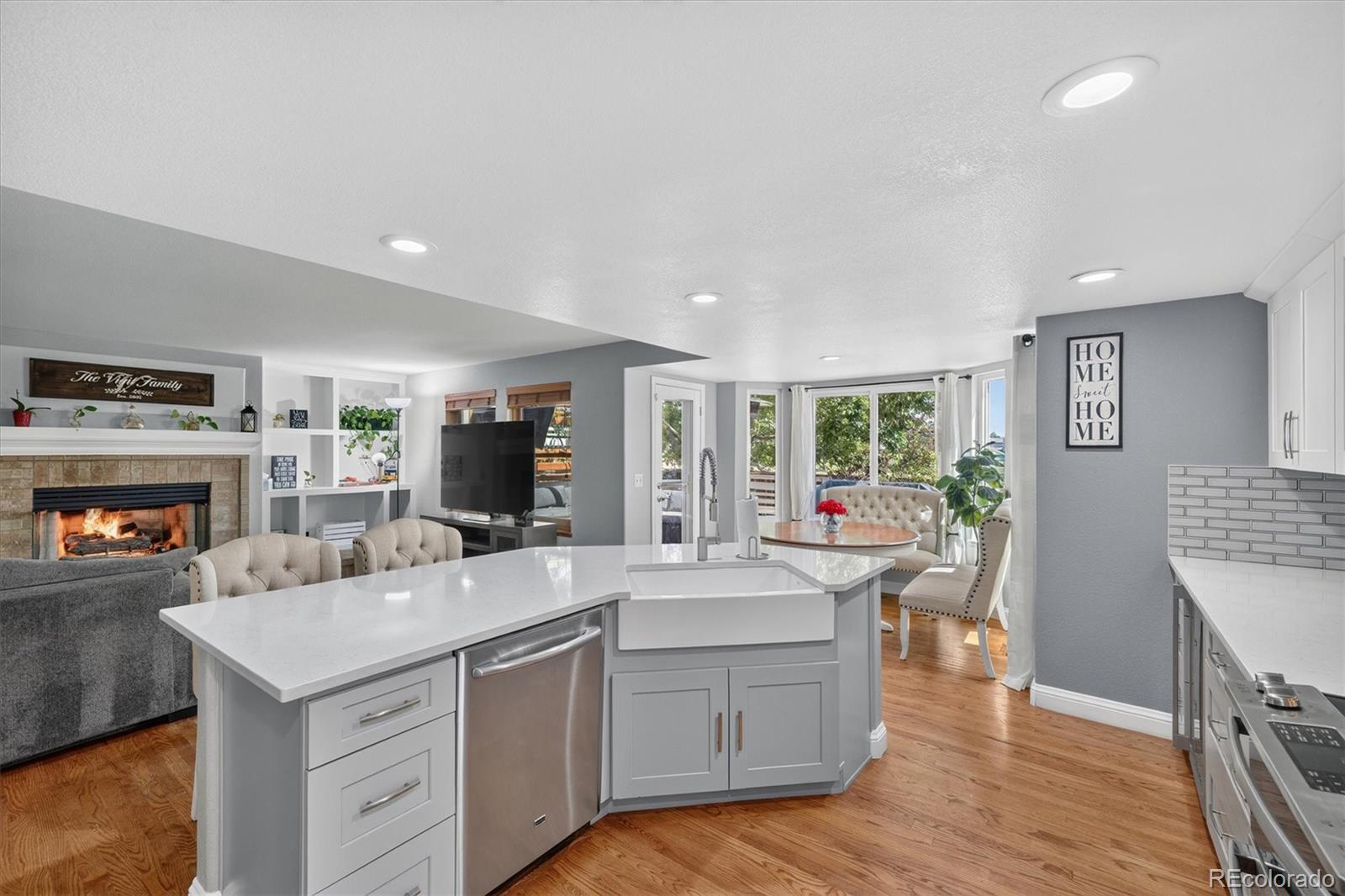 MLS Image #13 for 11445 w coal mine drive,littleton, Colorado
