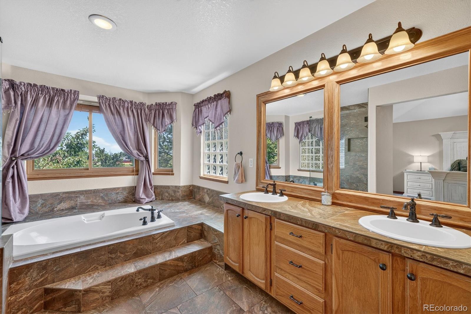 MLS Image #26 for 11445 w coal mine drive,littleton, Colorado