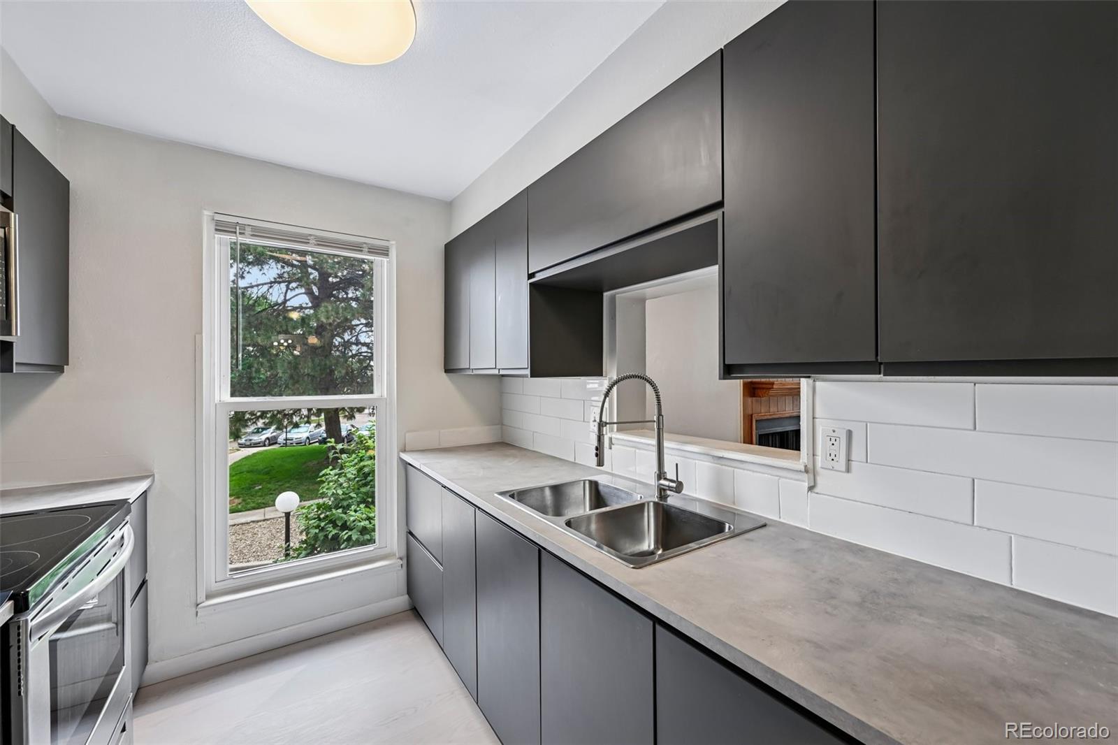MLS Image #12 for 15202 e hampden circle,aurora, Colorado