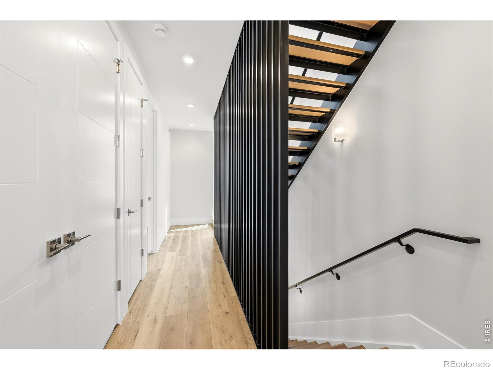 MLS Image #9 for 1633  17th ,boulder, Colorado