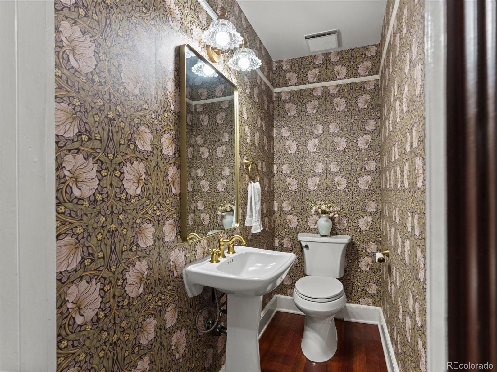 MLS Image #21 for 661 n franklin street,denver, Colorado