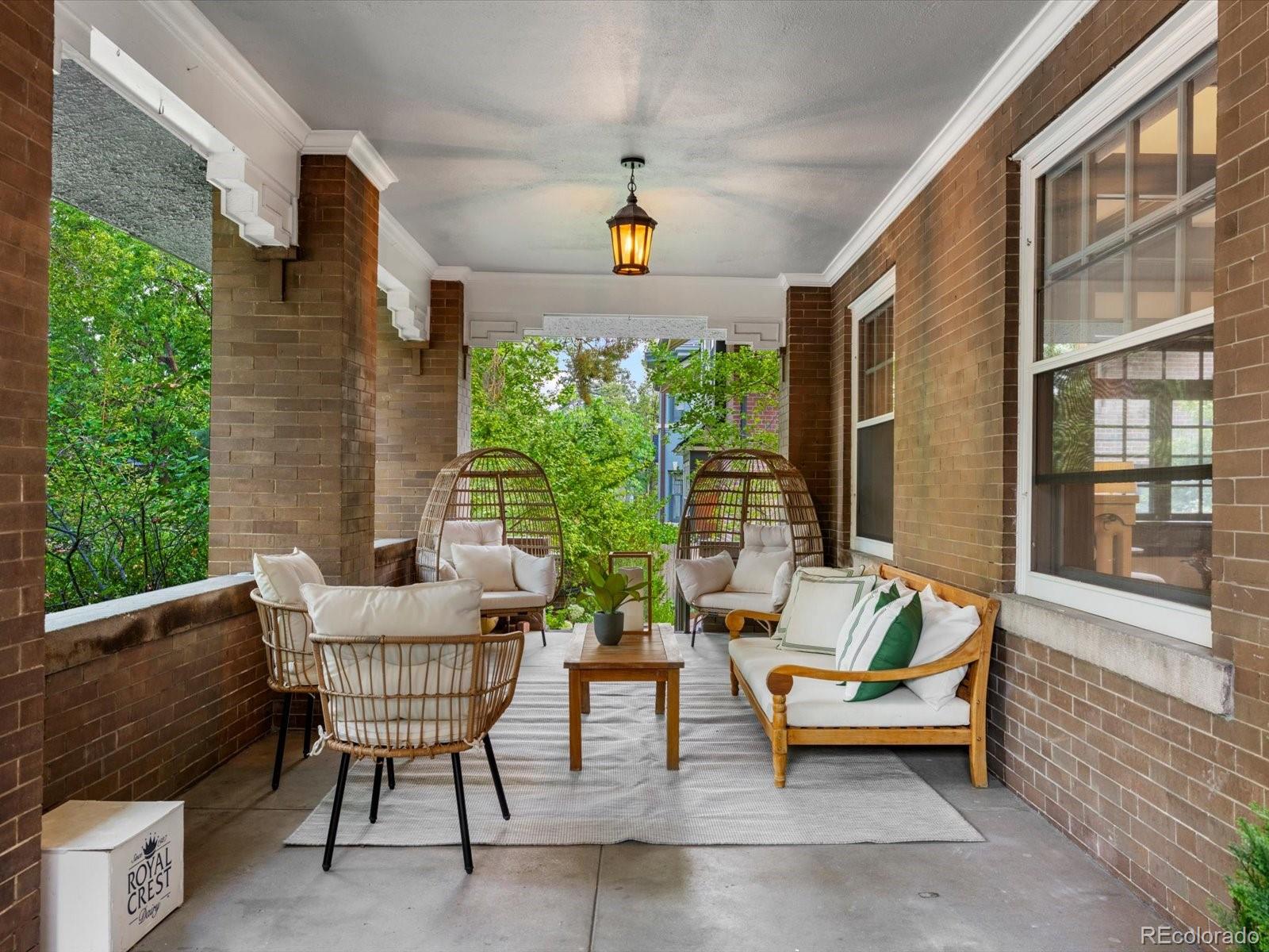 MLS Image #3 for 661 n franklin street,denver, Colorado