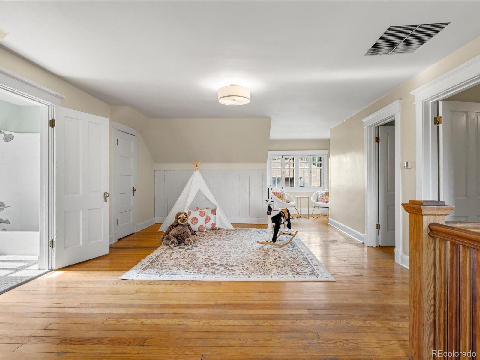 MLS Image #33 for 661 n franklin street,denver, Colorado
