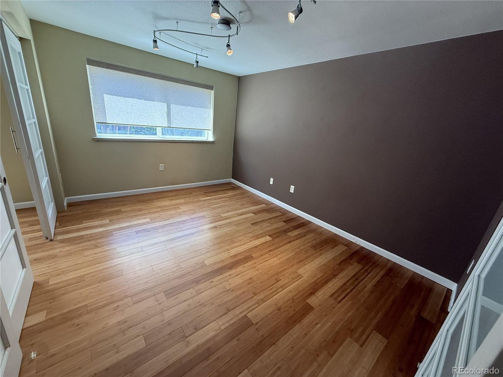 MLS Image #12 for 1032 n clarkson street,denver, Colorado