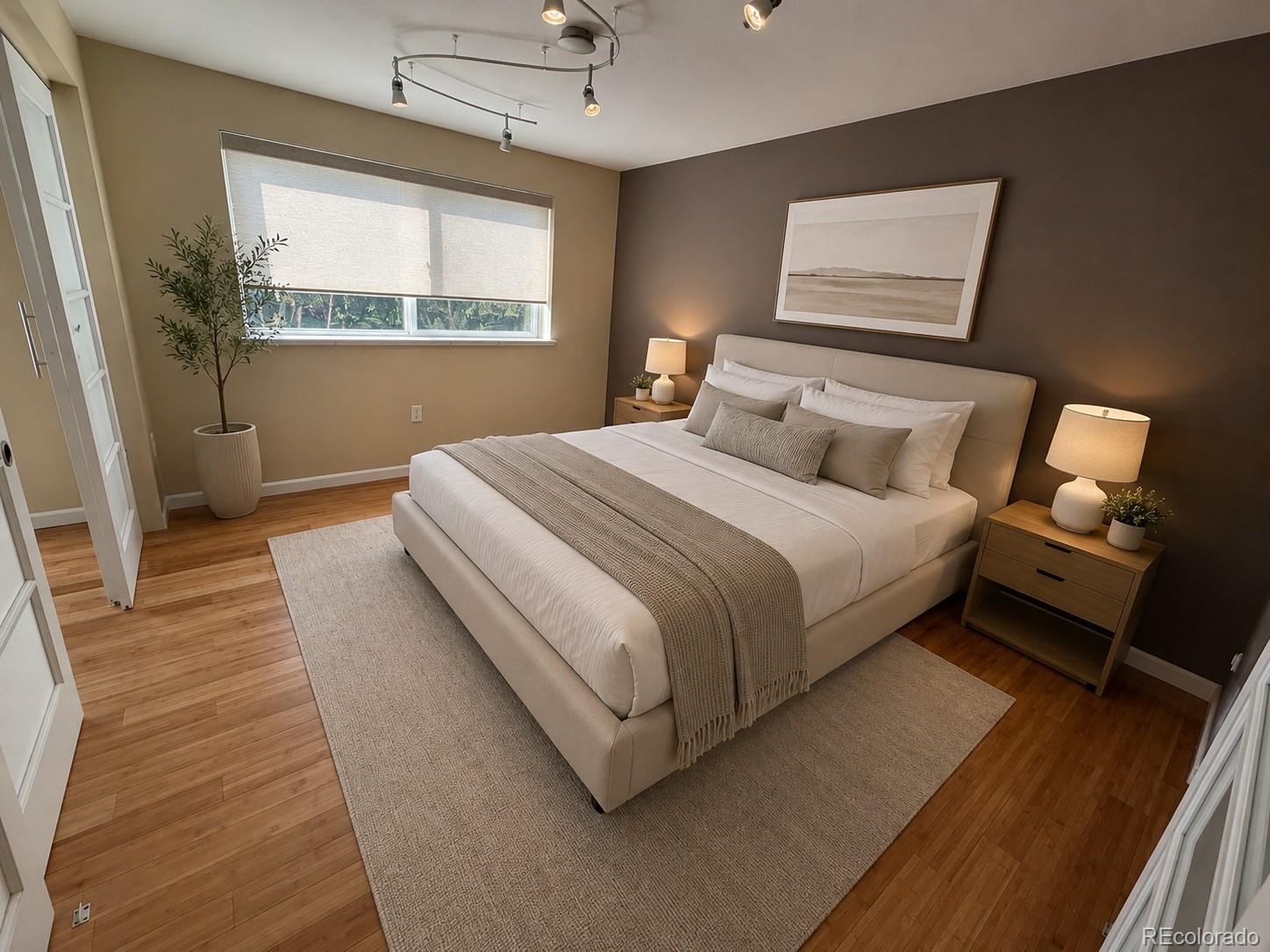 MLS Image #13 for 1032 n clarkson street,denver, Colorado