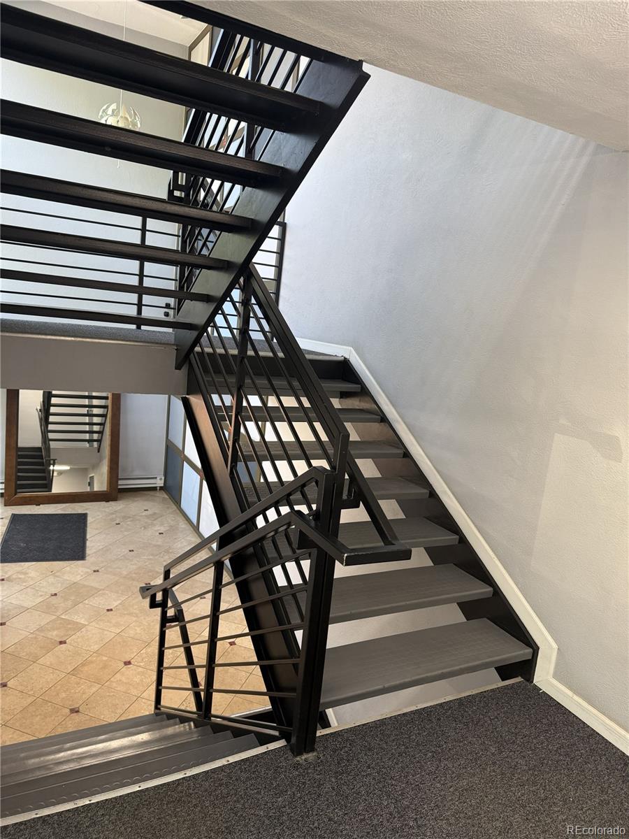 MLS Image #22 for 1032 n clarkson street,denver, Colorado