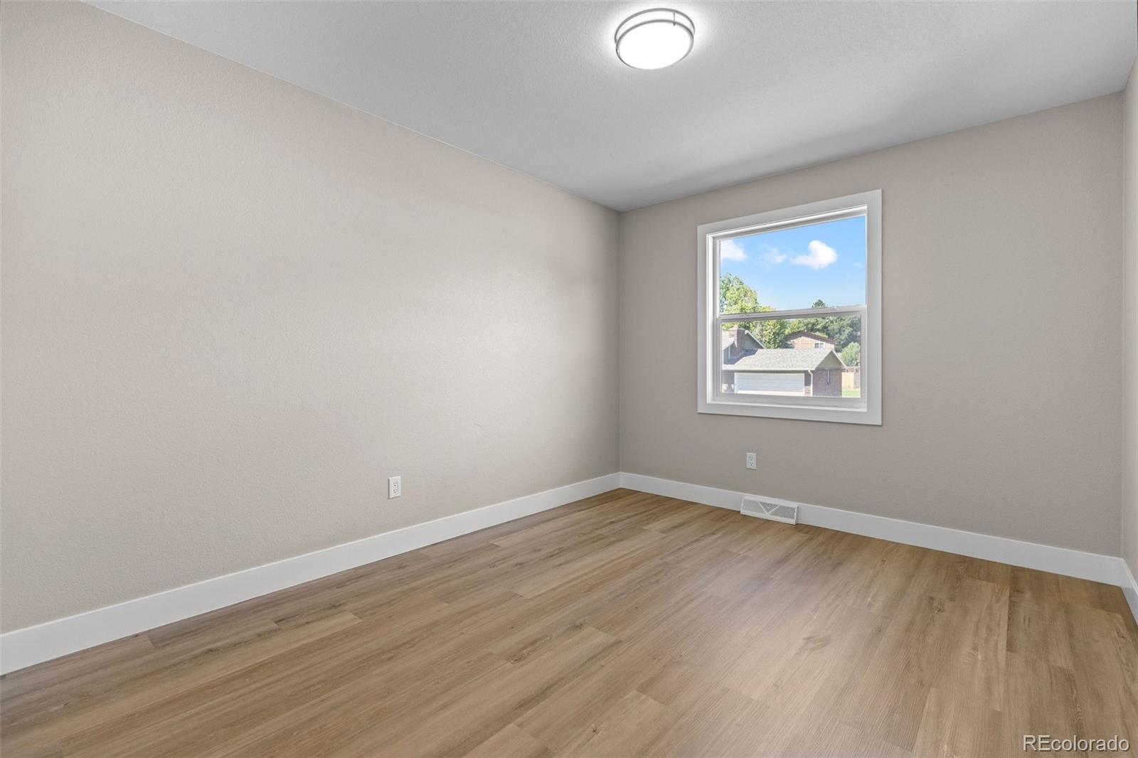 MLS Image #19 for 6438 s harlan way,littleton, Colorado