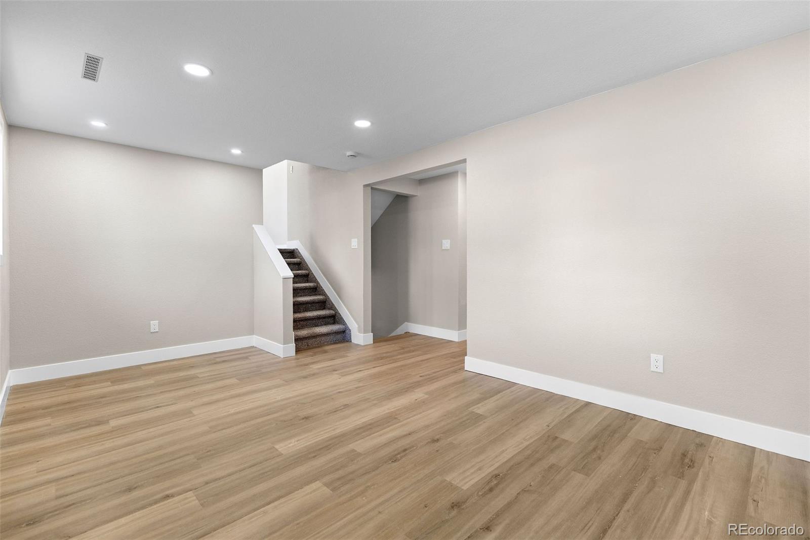 MLS Image #20 for 6438 s harlan way,littleton, Colorado