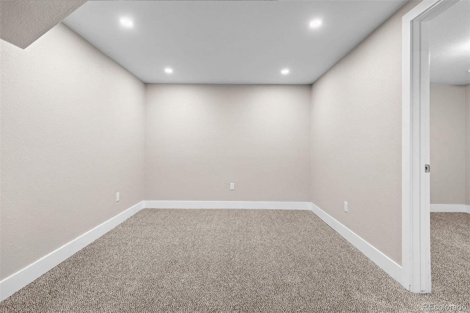 MLS Image #26 for 6438 s harlan way,littleton, Colorado