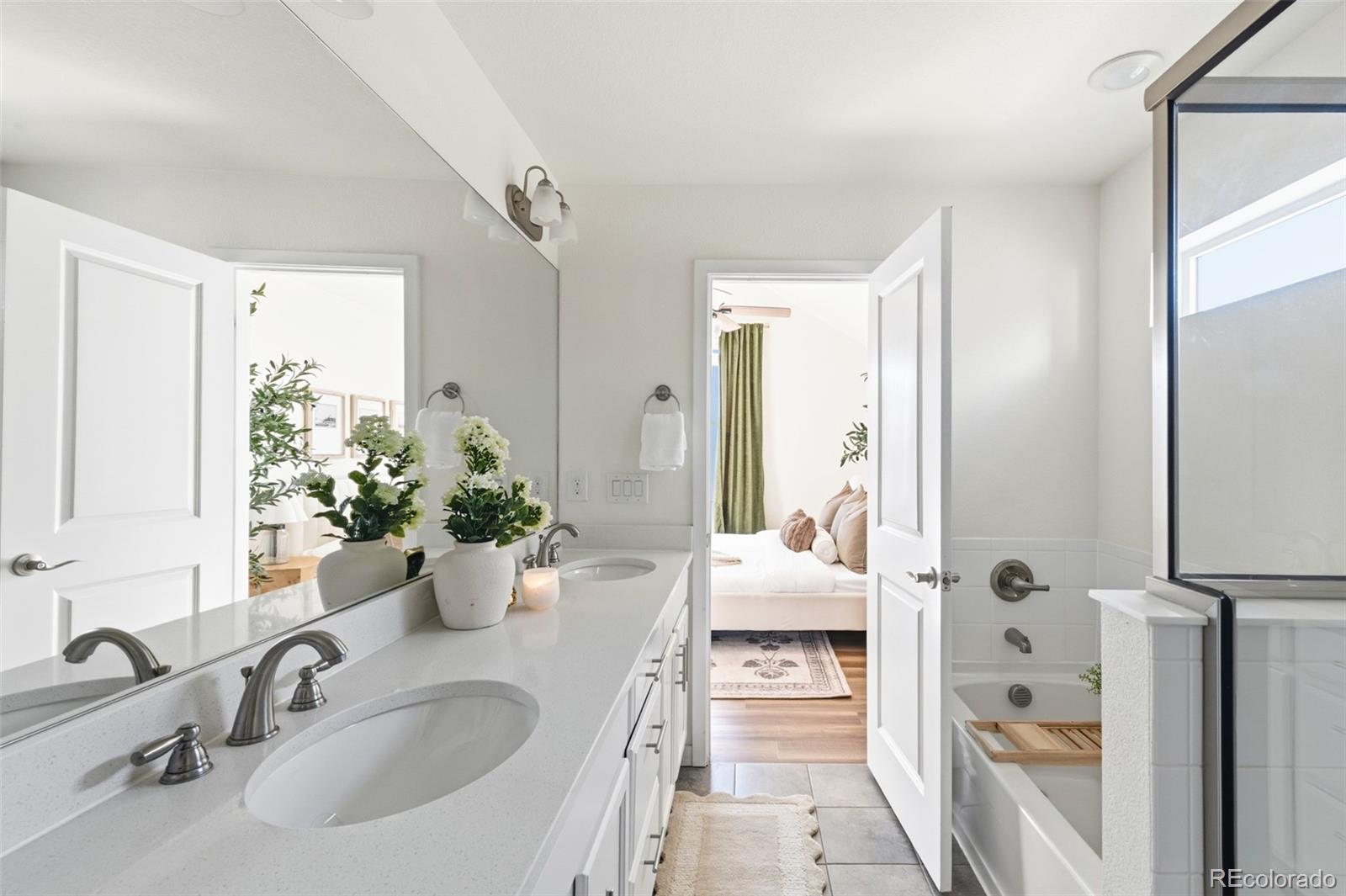 MLS Image #18 for 2827 s fox street,englewood, Colorado