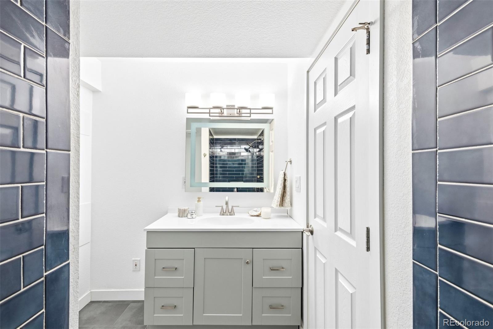 MLS Image #26 for 2827 s fox street,englewood, Colorado