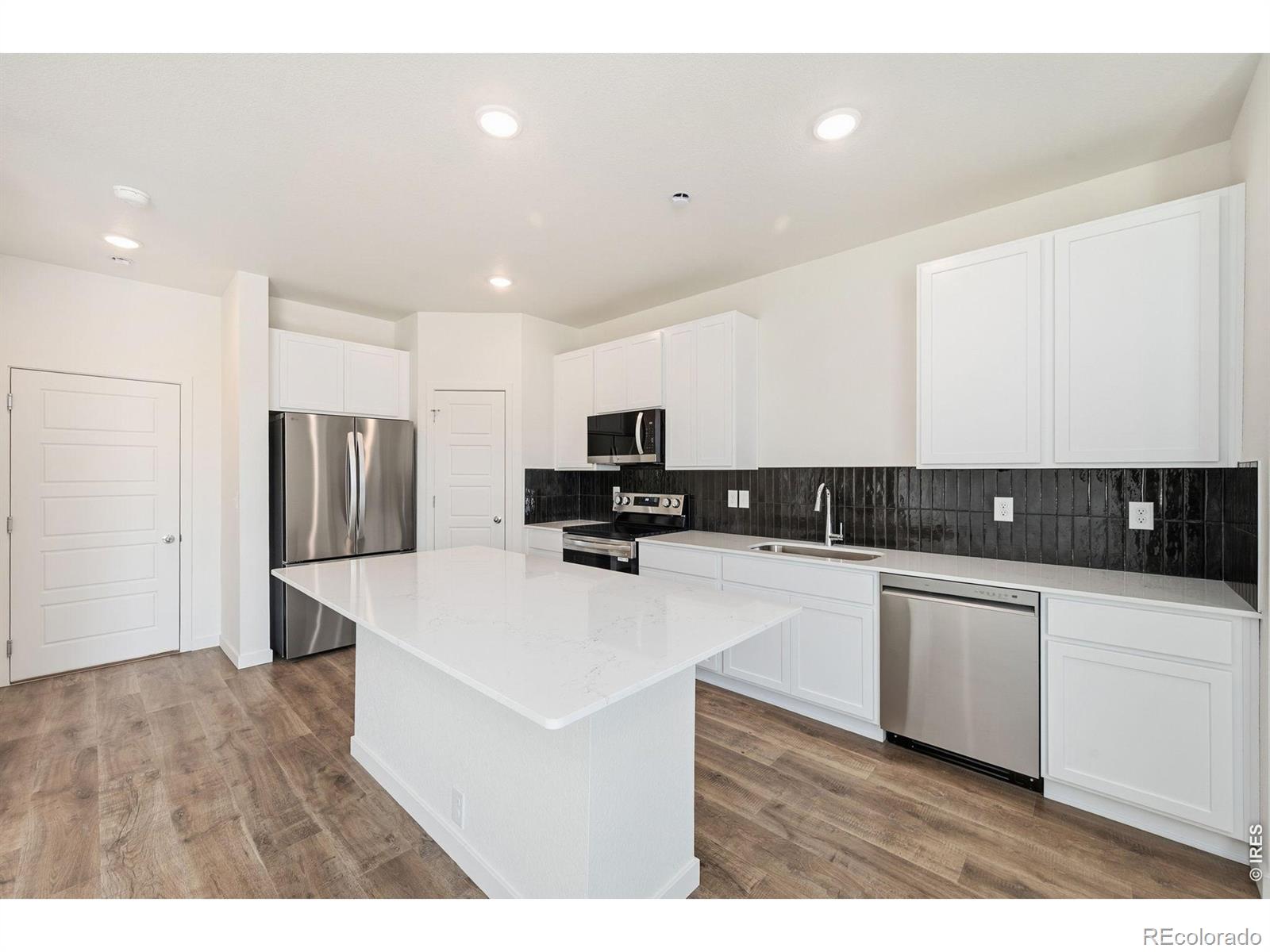 MLS Image #2 for 604  cheyenne trail,ault, Colorado