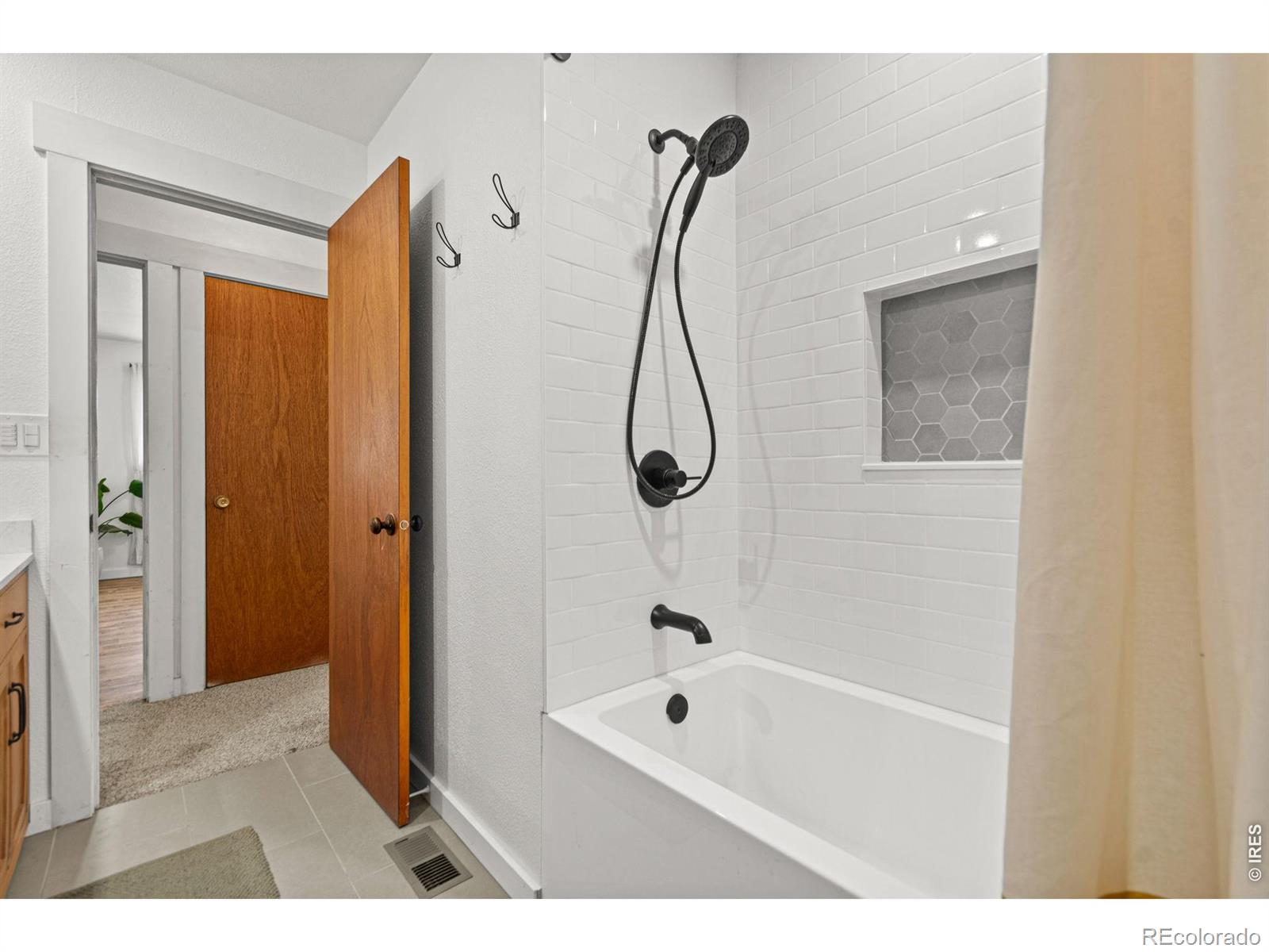 MLS Image #27 for 2012  charro avenue,longmont, Colorado