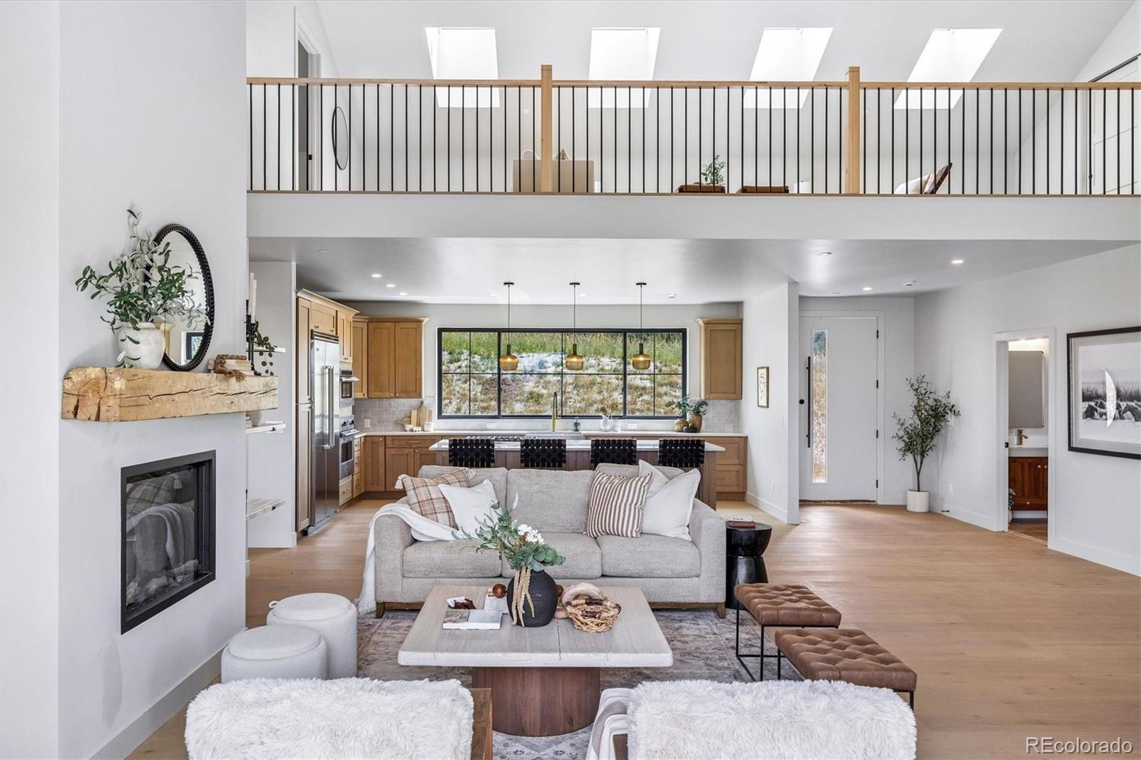 MLS Image #11 for 21761  falcon wing road,indian hills, Colorado