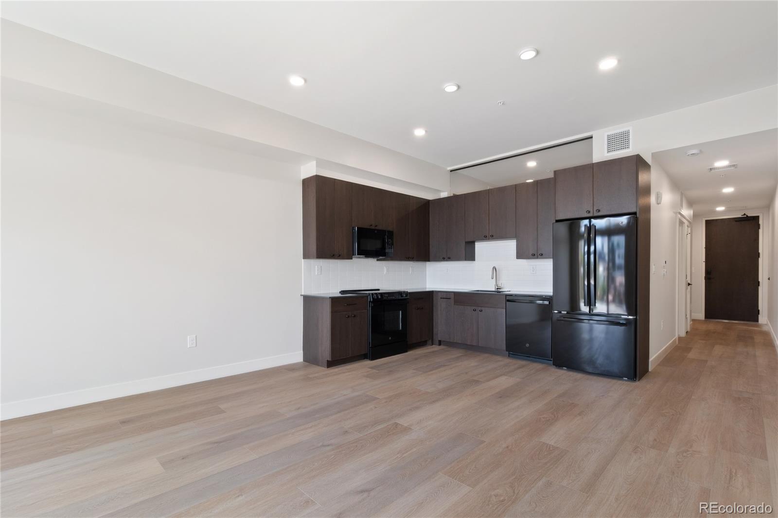 MLS Image #5 for 1643  boulder street,denver, Colorado