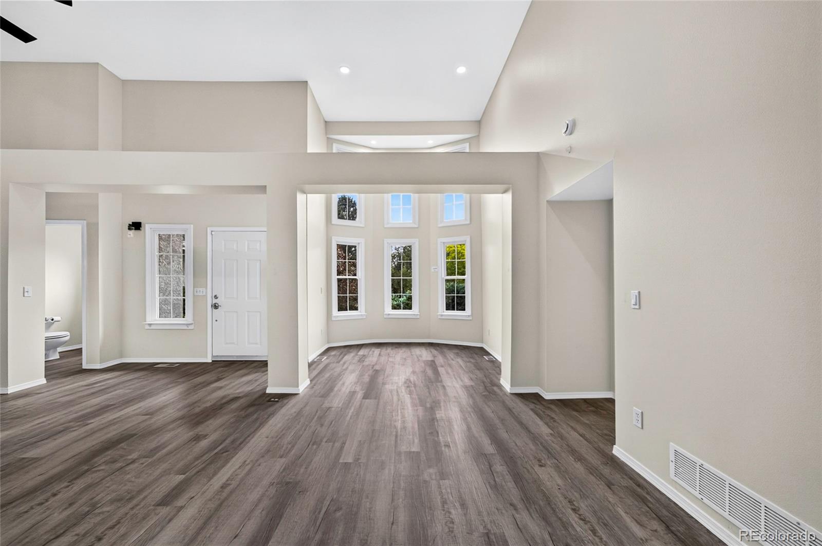 MLS Image #4 for 210  hidden creek drive,colorado springs, Colorado