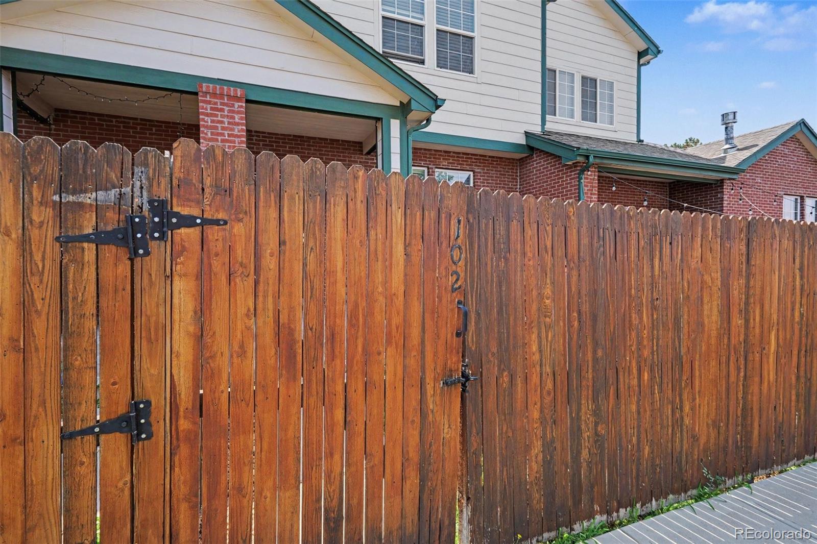 MLS Image #2 for 818 s kalispell circle 102,aurora, Colorado