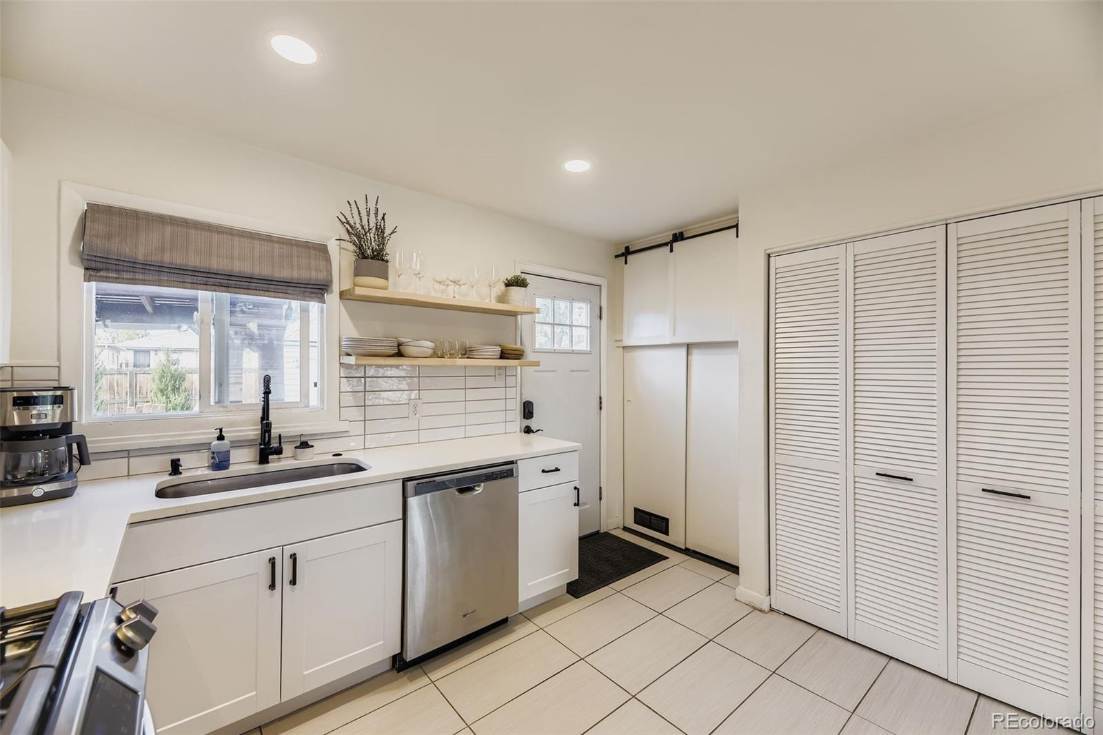 MLS Image #7 for 965 s decatur ,denver, Colorado