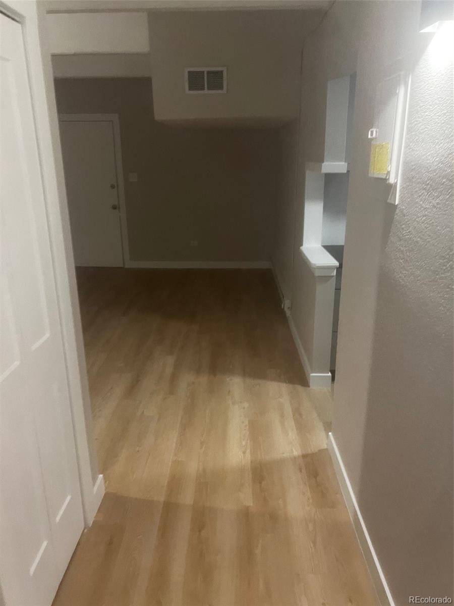 MLS Image #18 for 2355 s linden court,denver, Colorado