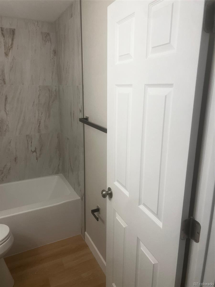 MLS Image #9 for 2355 s linden court,denver, Colorado