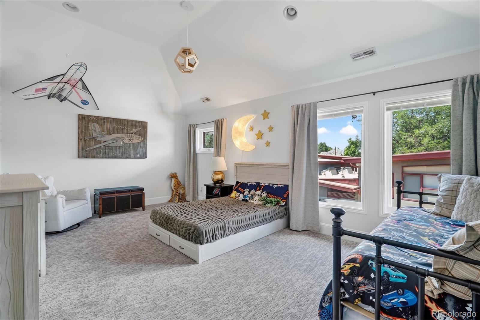 MLS Image #26 for 211 s cherry street,denver, Colorado