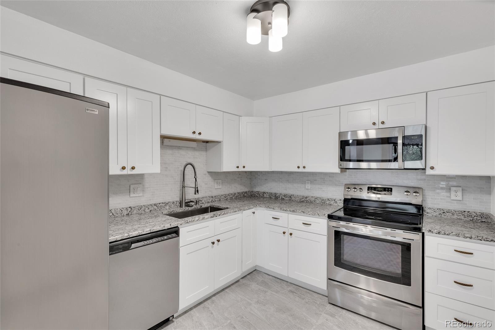 MLS Image #11 for 13950 e oxford place,aurora, Colorado