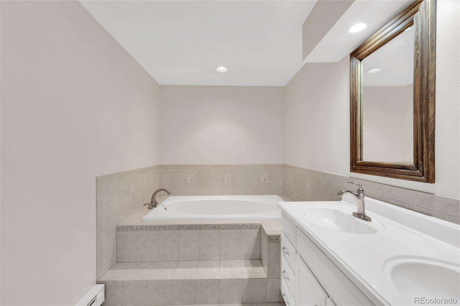 MLS Image #16 for 13950 e oxford place,aurora, Colorado