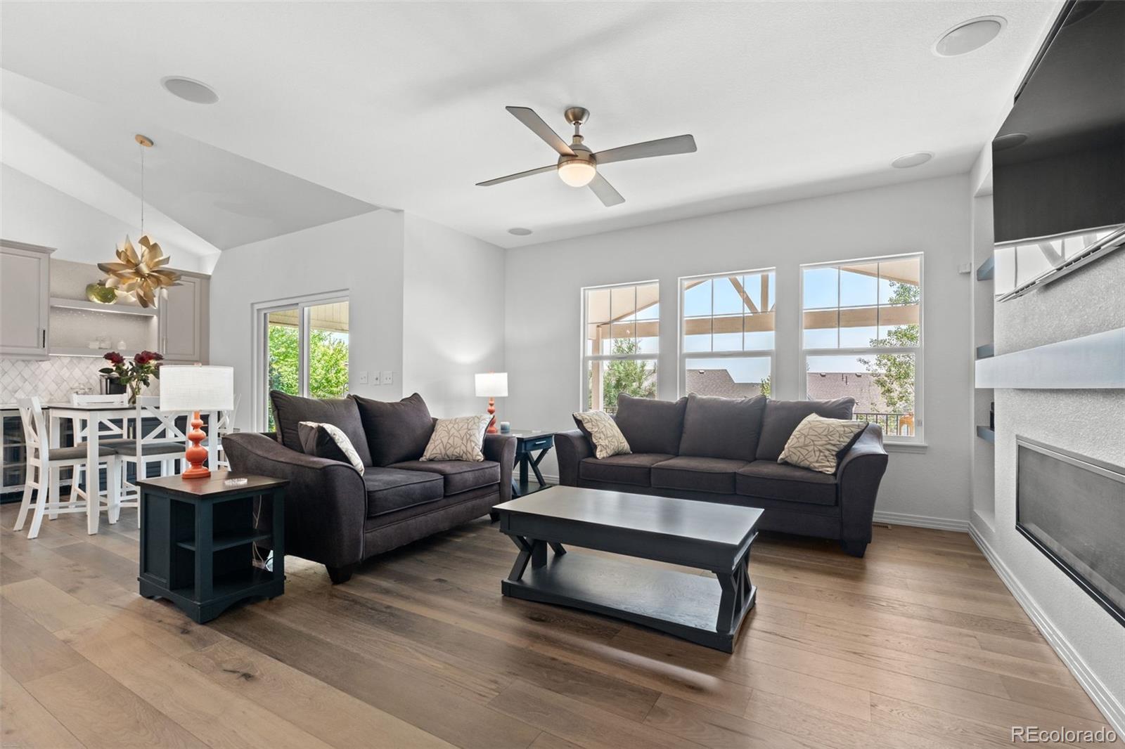 MLS Image #11 for 7161 s langdale court,aurora, Colorado