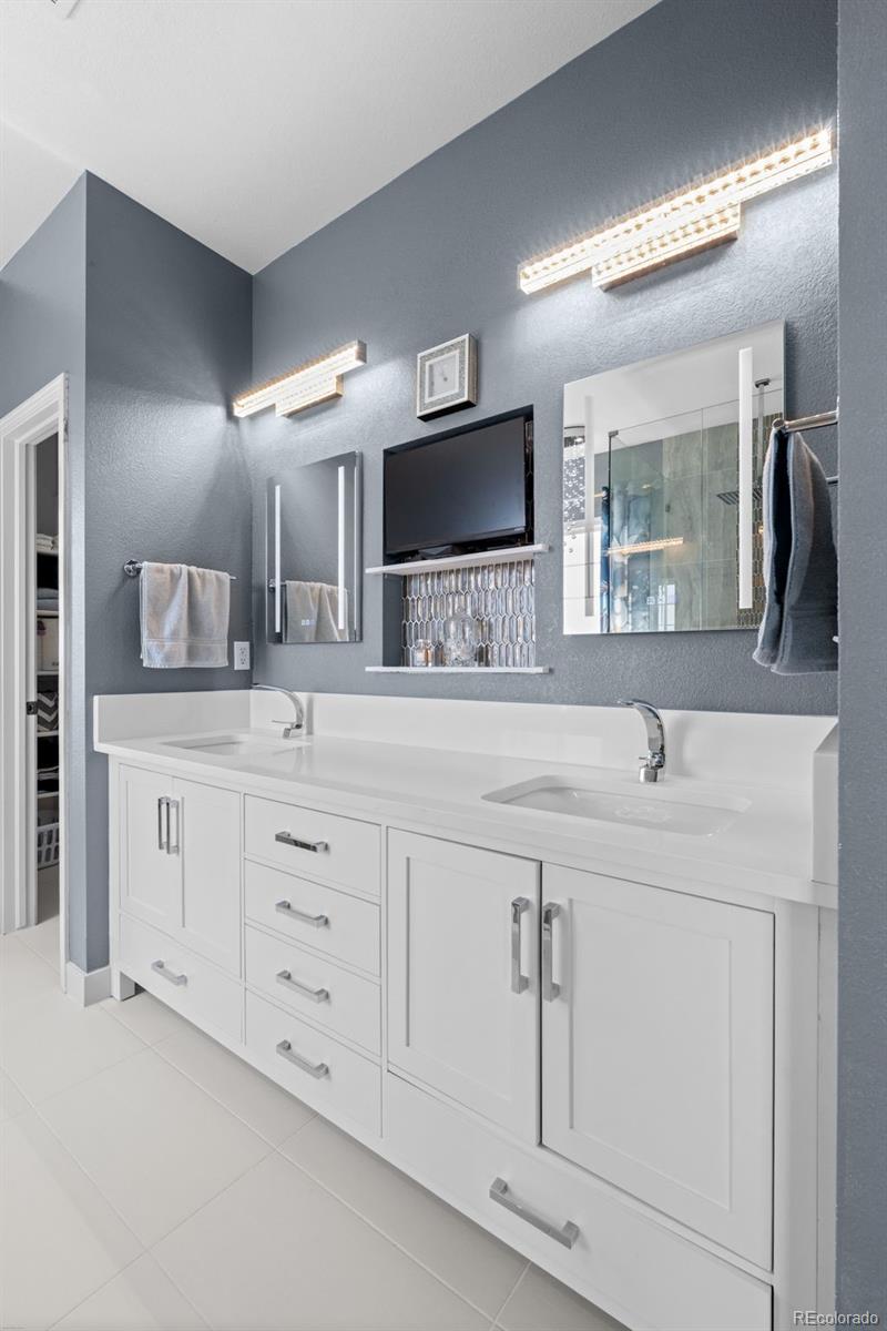 MLS Image #27 for 7161 s langdale court,aurora, Colorado