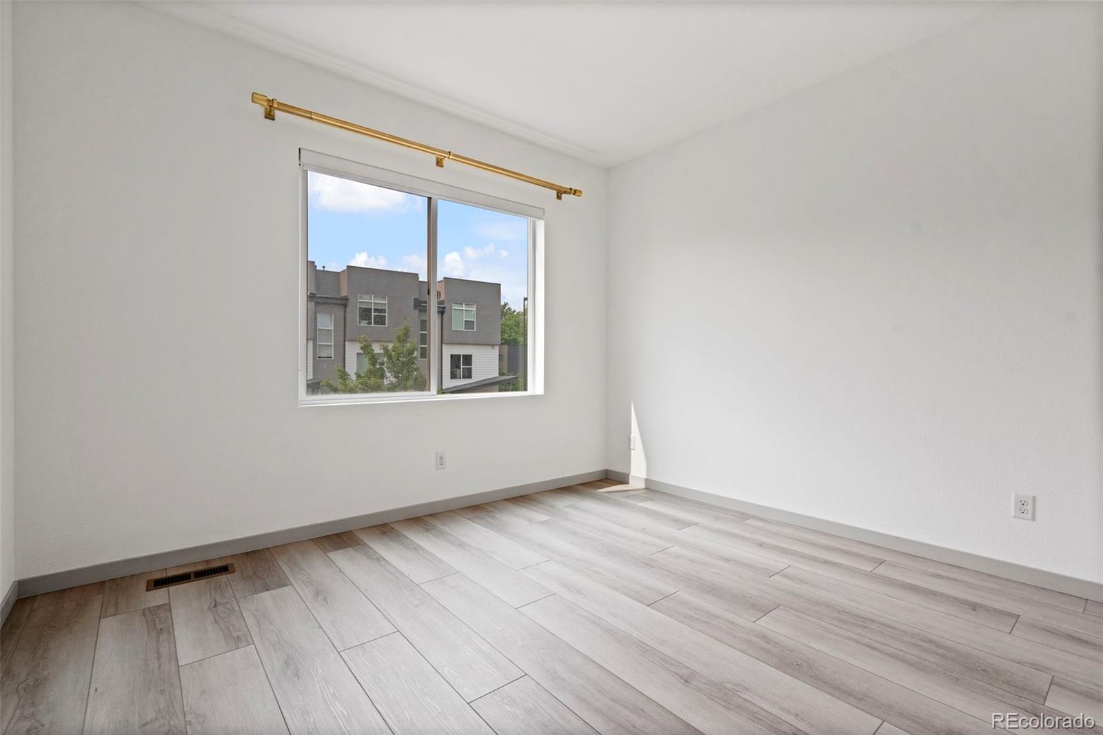 MLS Image #13 for 4015  fenton court,denver, Colorado