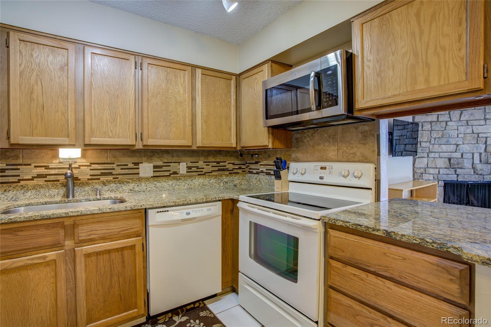 MLS Image #7 for 431  wright street,lakewood, Colorado