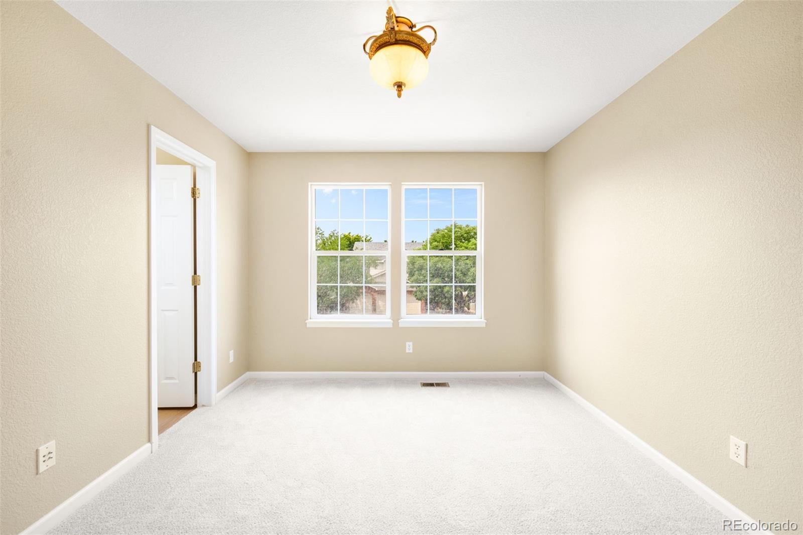 MLS Image #23 for 10090  eagle valley way,littleton, Colorado