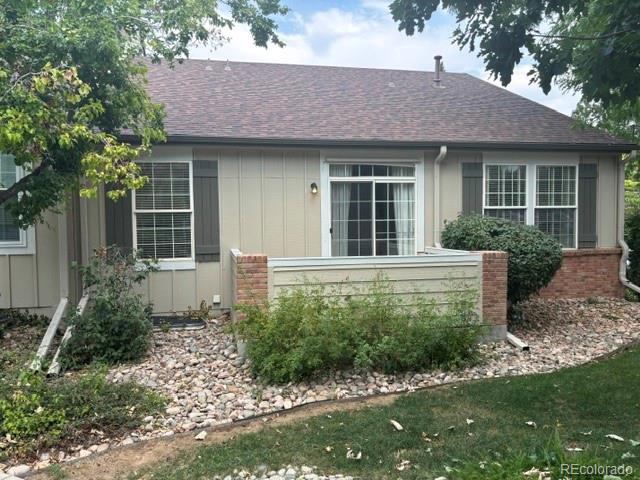 MLS Image #3 for 847 s evanston circle,aurora, Colorado