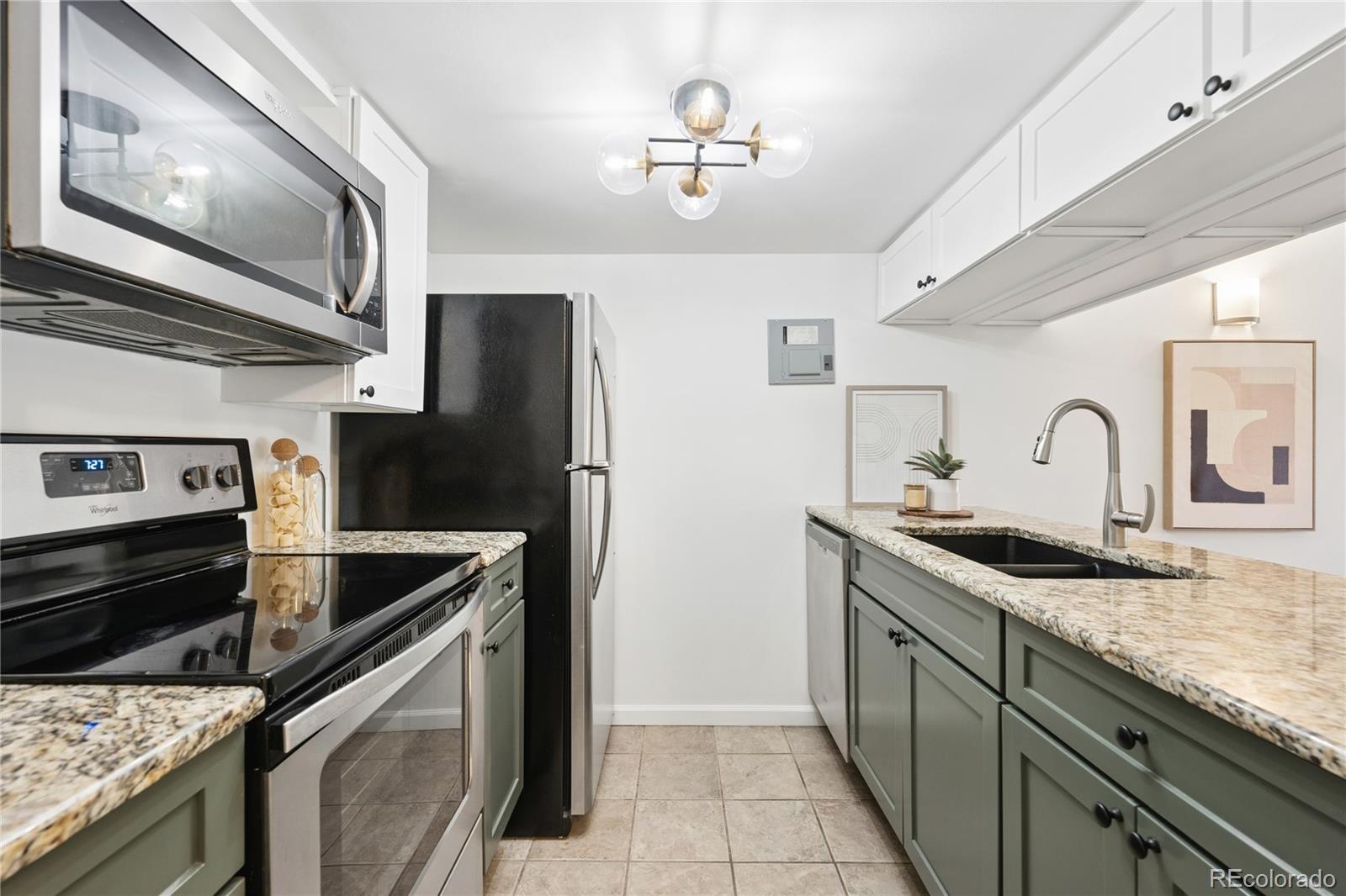 MLS Image #4 for 400 s lafayette street,denver, Colorado