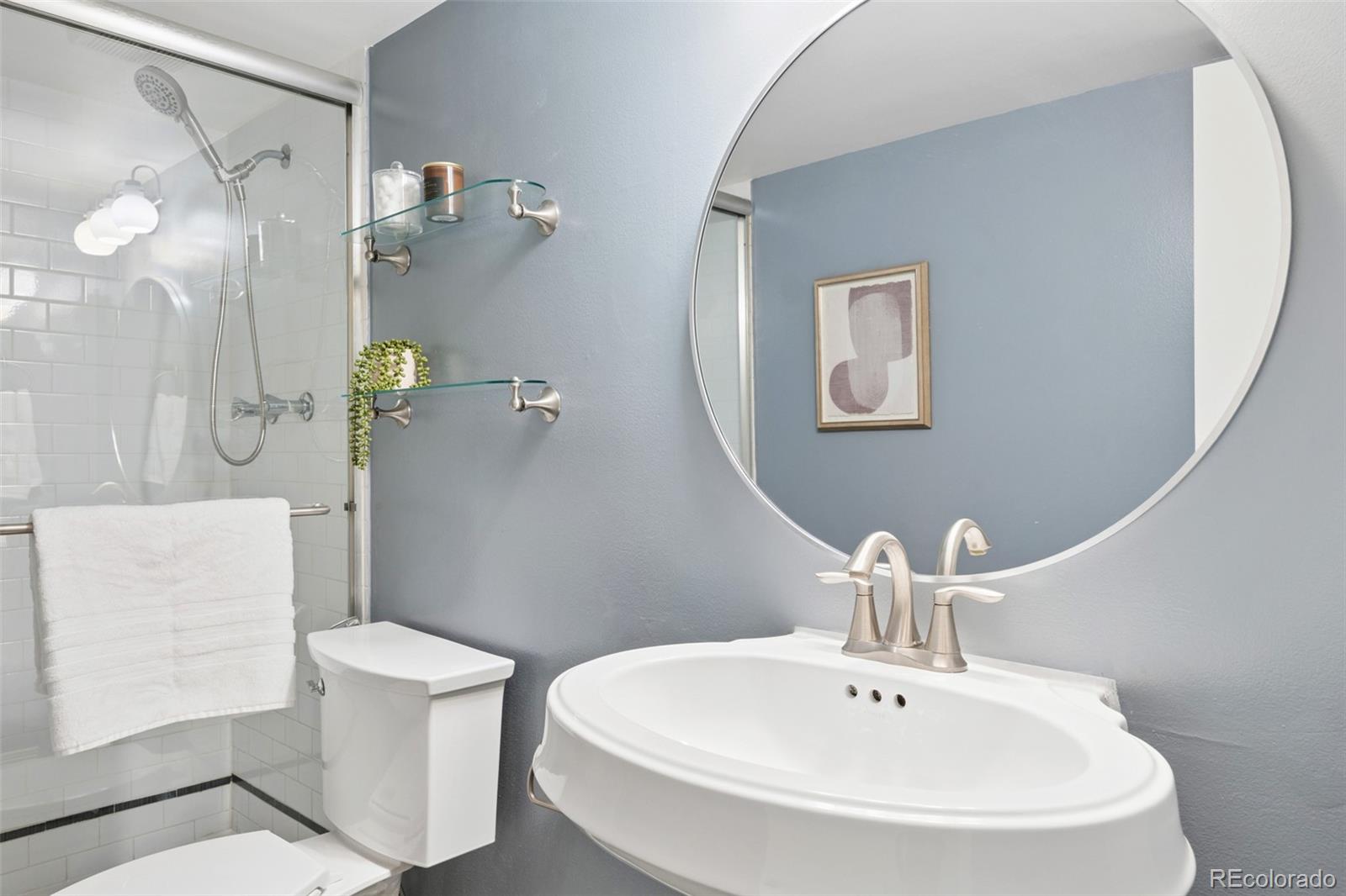 MLS Image #9 for 400 s lafayette street,denver, Colorado