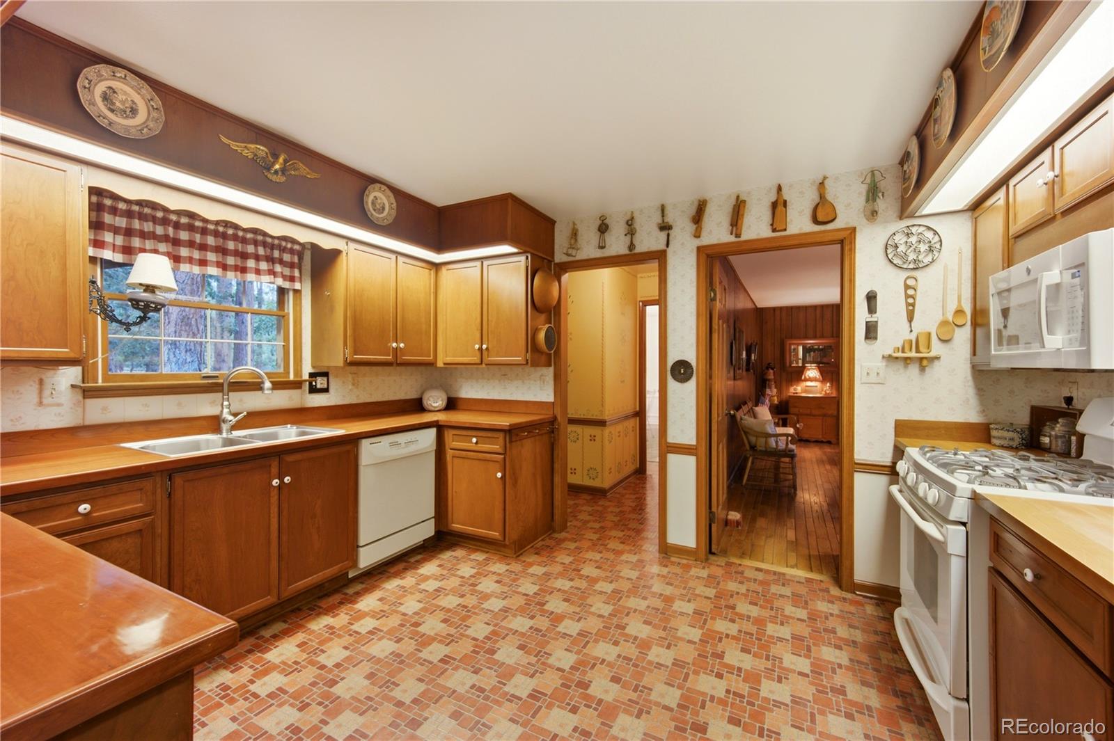 MLS Image #11 for 6850  perry park boulevard,larkspur, Colorado