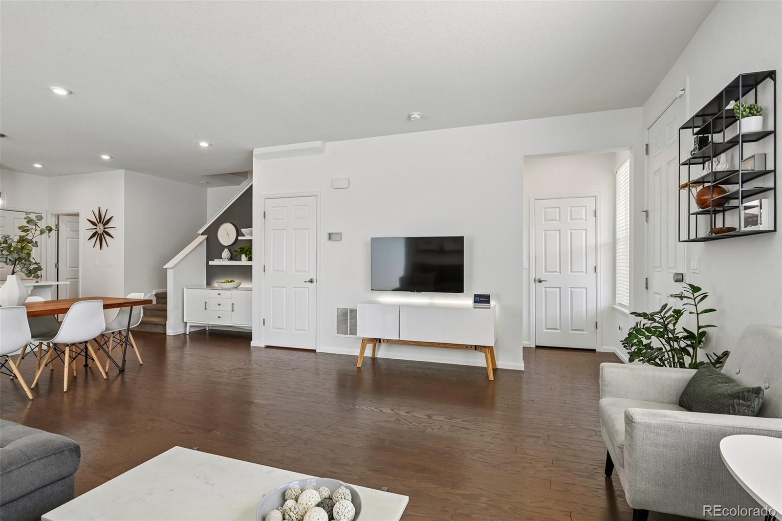 MLS Image #4 for 15773 e otero avenue,englewood, Colorado