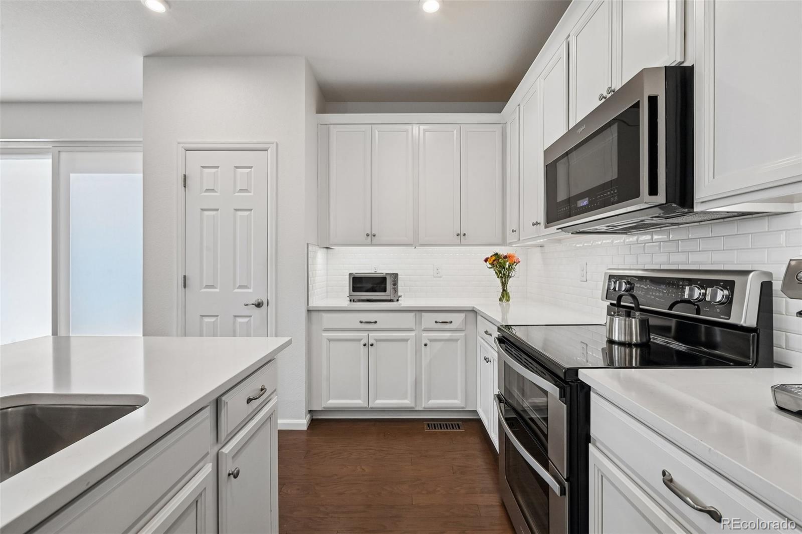 MLS Image #7 for 15773 e otero avenue,englewood, Colorado