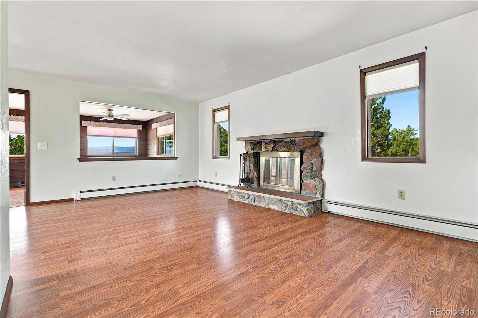 MLS Image #3 for 201  hillcrest circle,rangely, Colorado