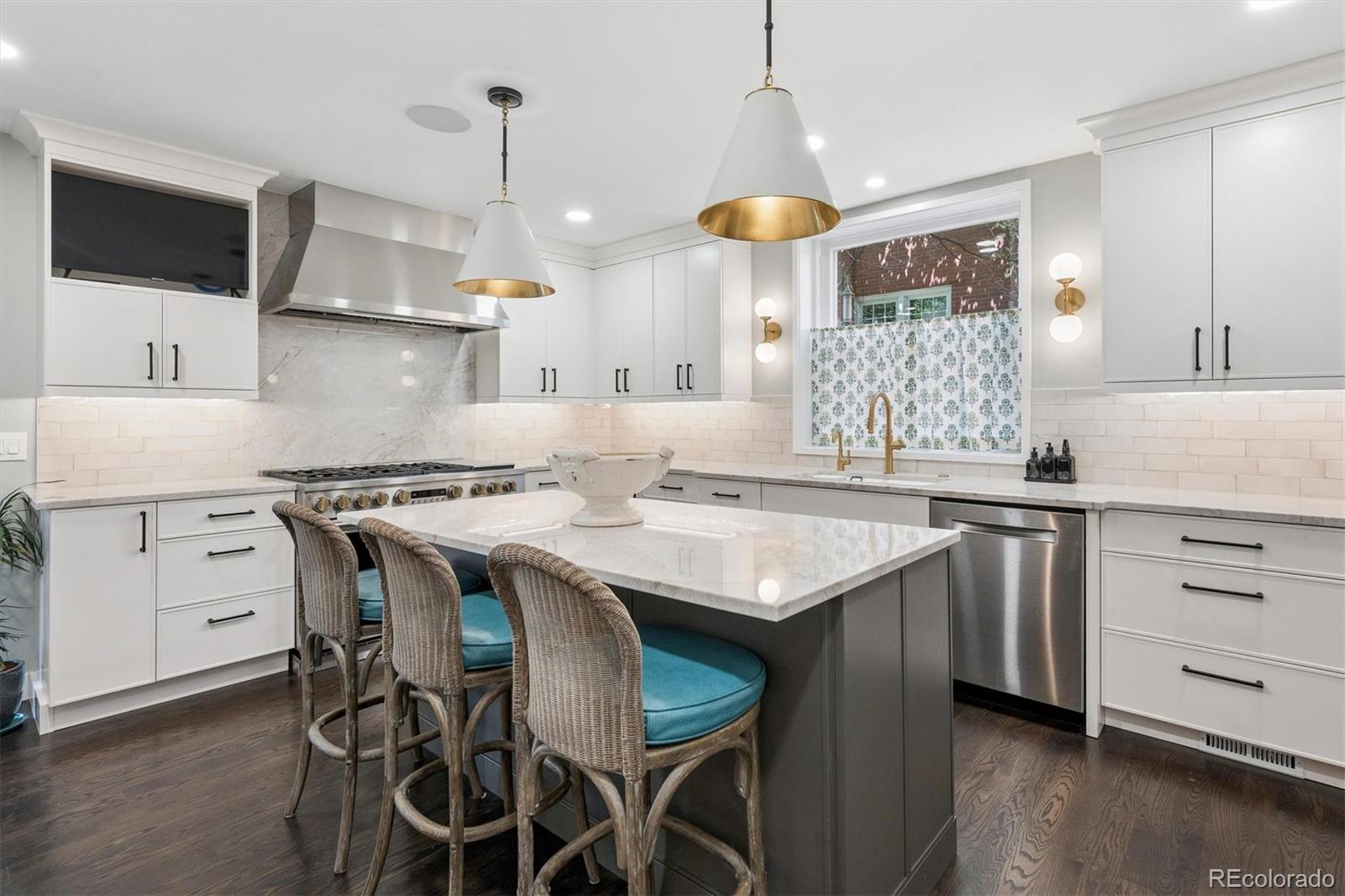 MLS Image #7 for 651 n emerson street,denver, Colorado
