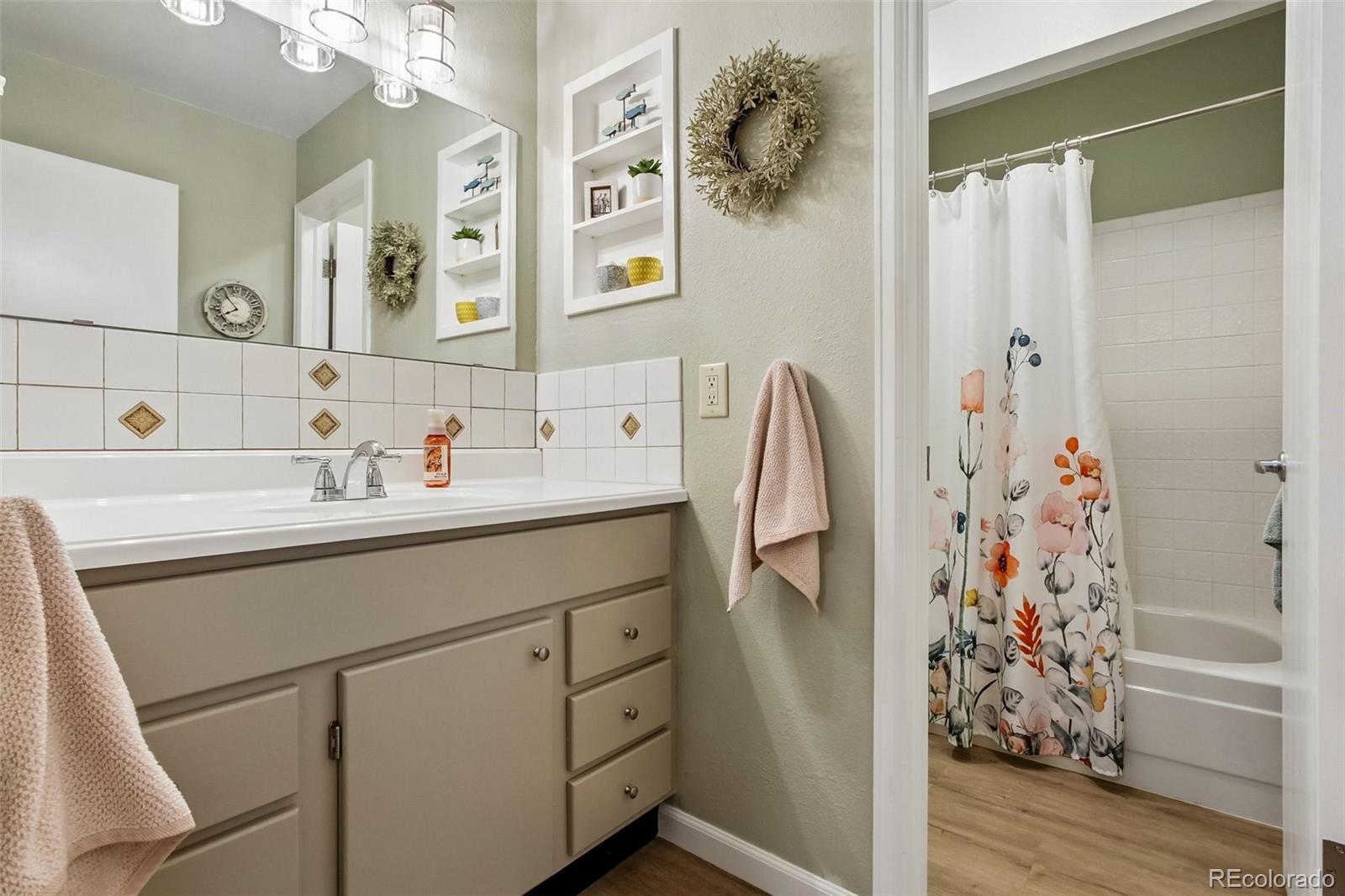 MLS Image #14 for 18729 e oregon drive,aurora, Colorado