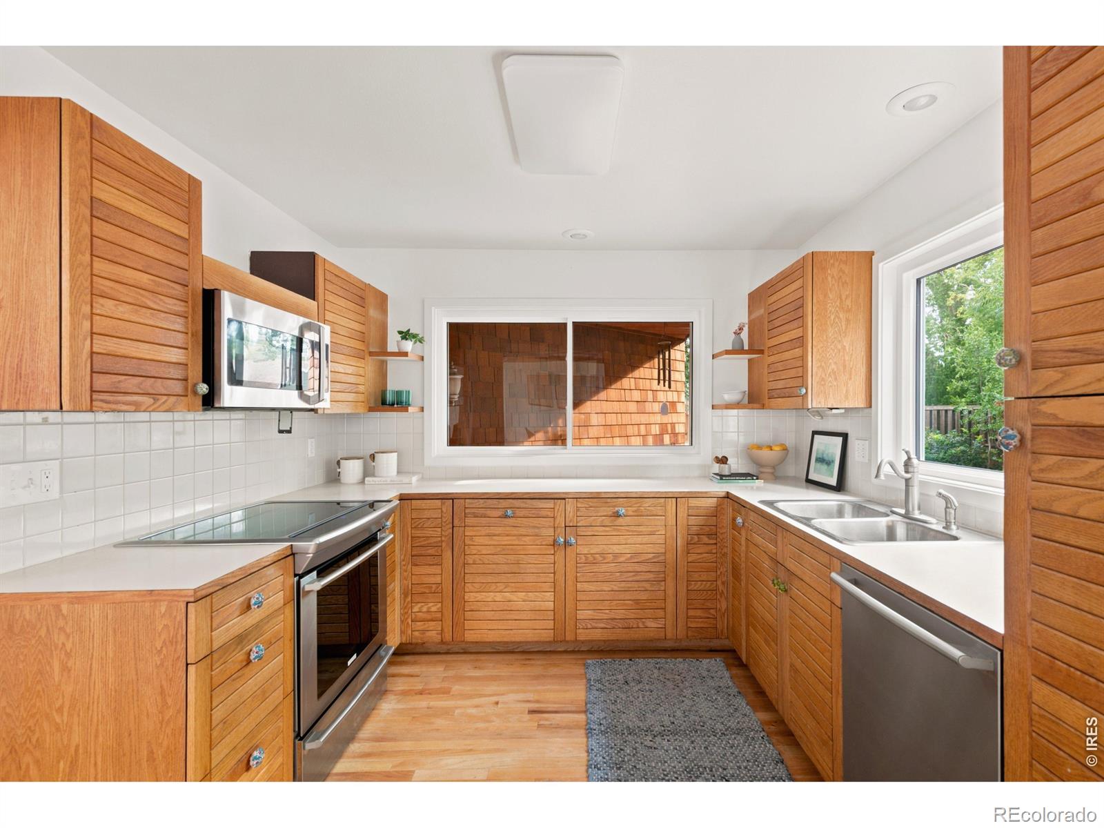 MLS Image #12 for 3416  iris court,boulder, Colorado