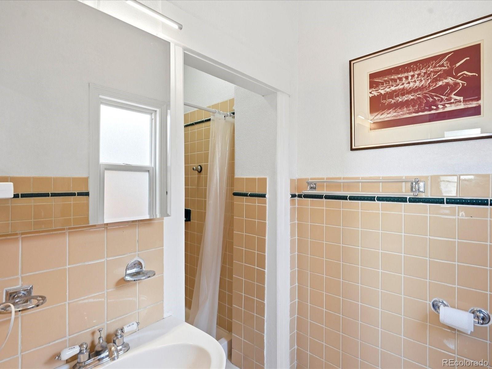 MLS Image #11 for 2184 s bannock street,denver, Colorado