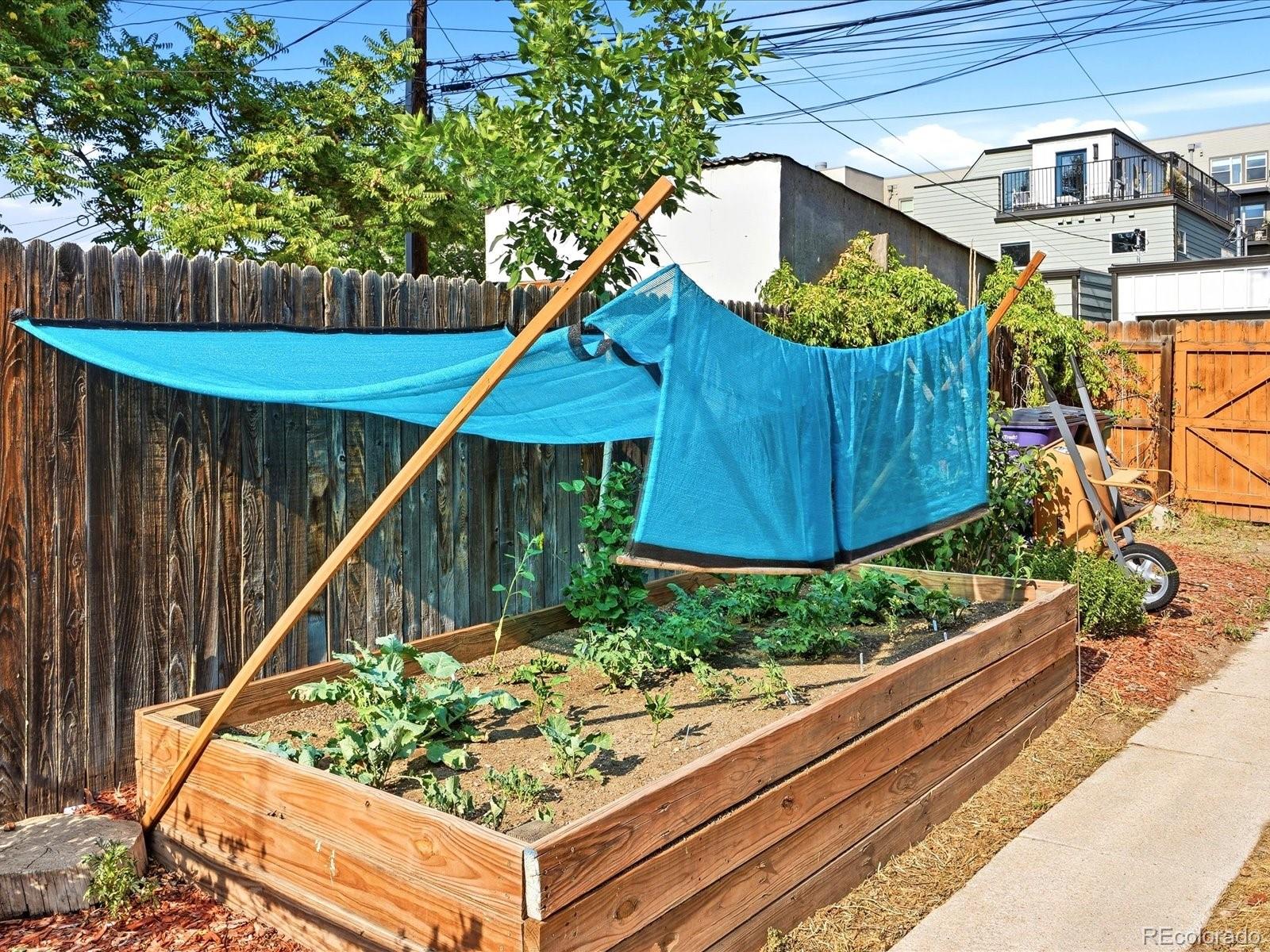 MLS Image #16 for 2184 s bannock street,denver, Colorado