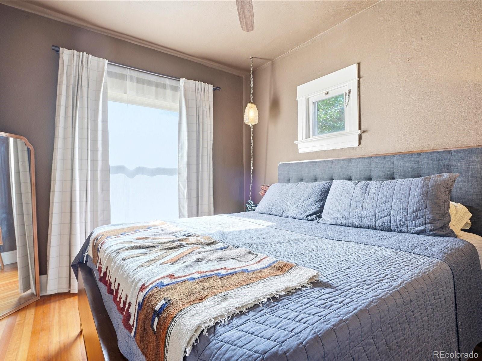 MLS Image #5 for 2184 s bannock street,denver, Colorado